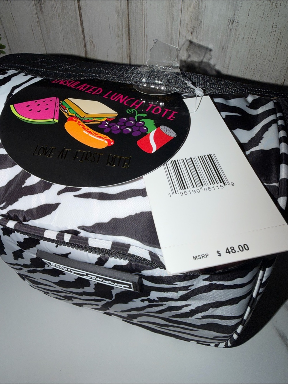 Betsey Johnson Zebra lunch bag - Picture 4 of 4